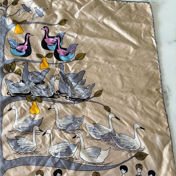 Vintage The twelve days of Christmas scarf Neiman Marcus - Picture 6 of 11